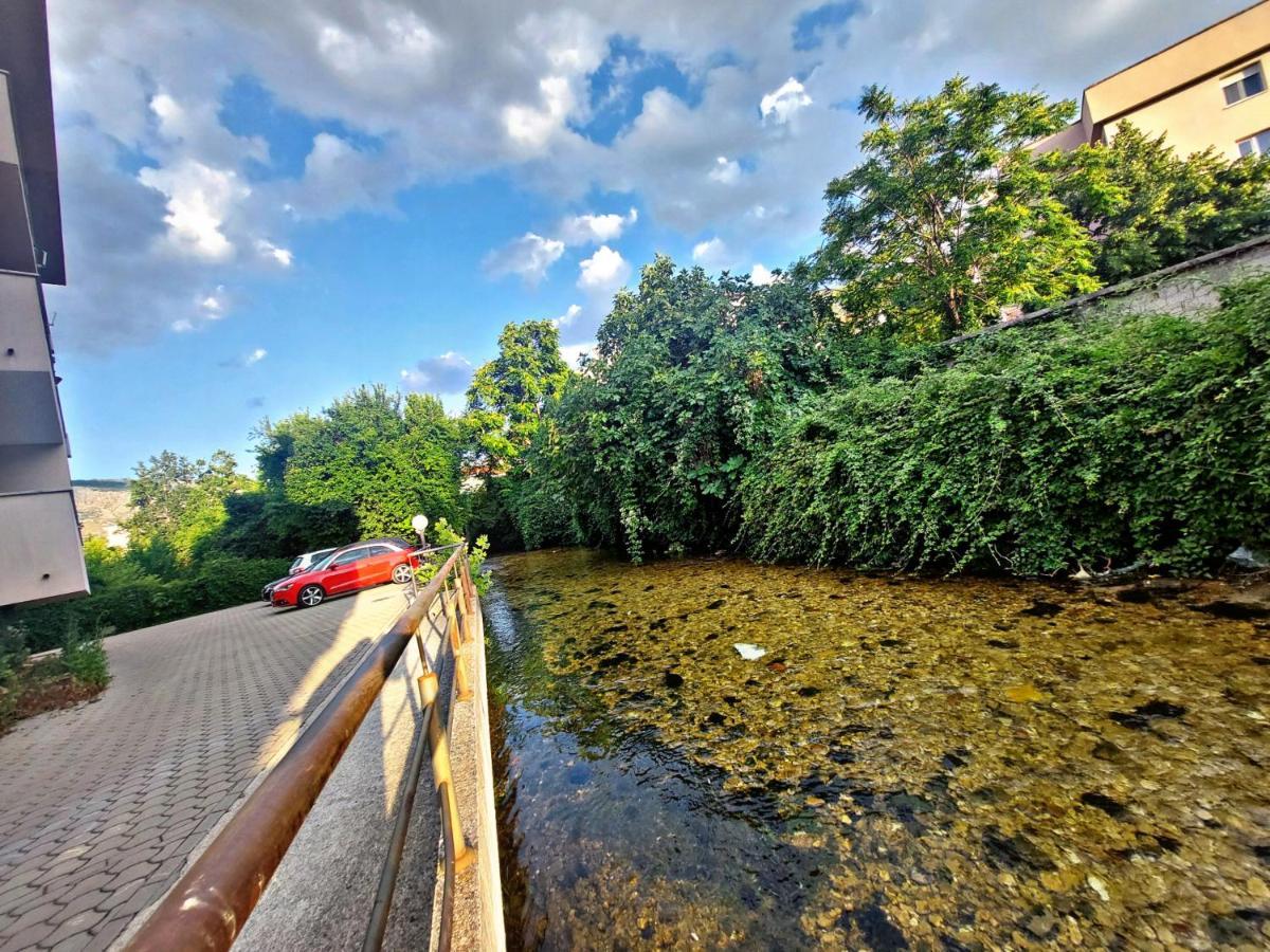 Apartment Aria Lux Mostar Bagian luar foto